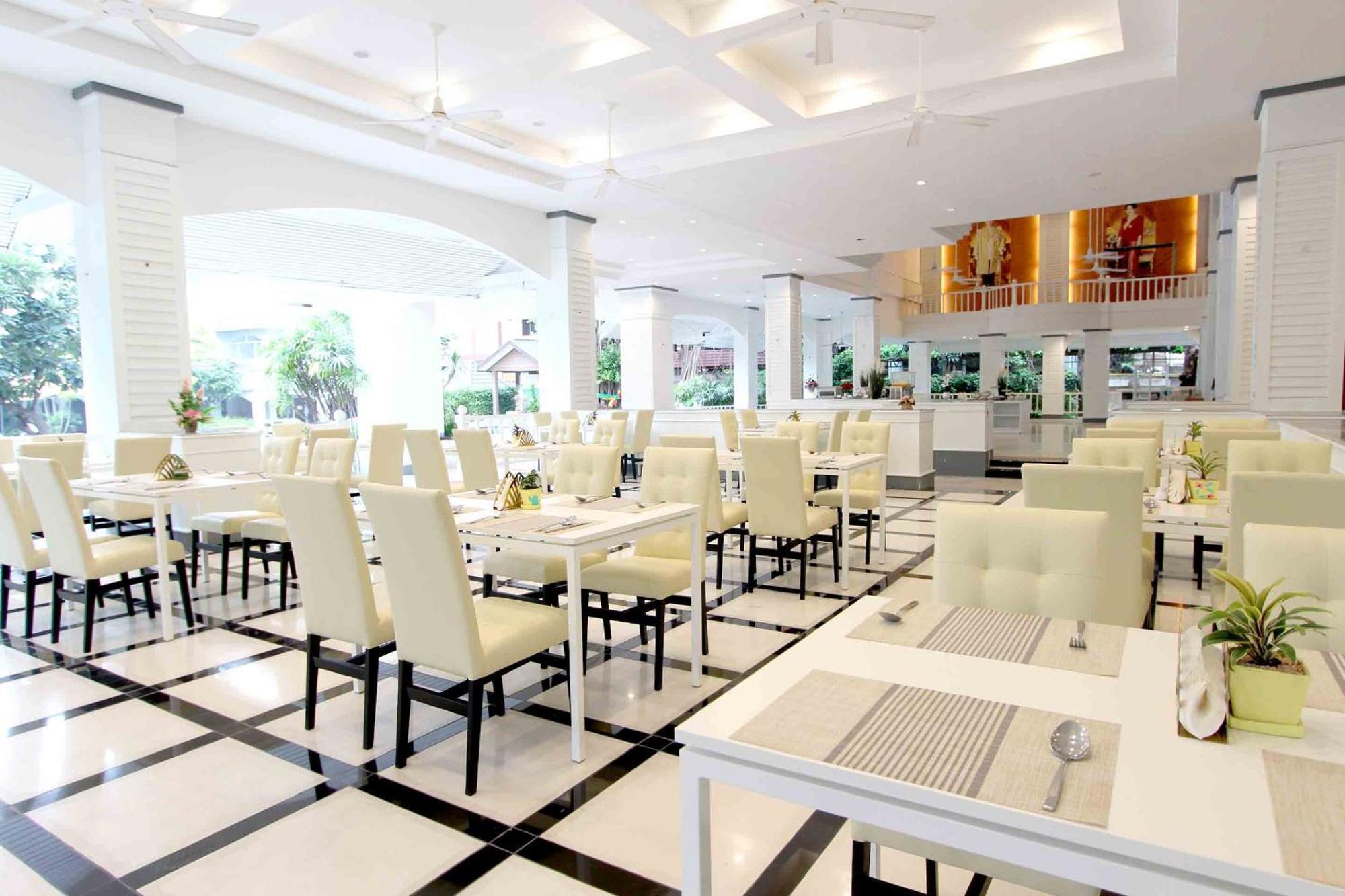 Pooh Beach Resort & Spa หาดจอมเทียน ภายนอก รูปภาพ